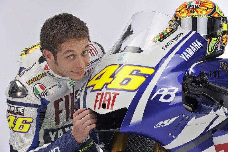Valentino Rossi returns to Yamaha for 2013 and 2014 MotoGP