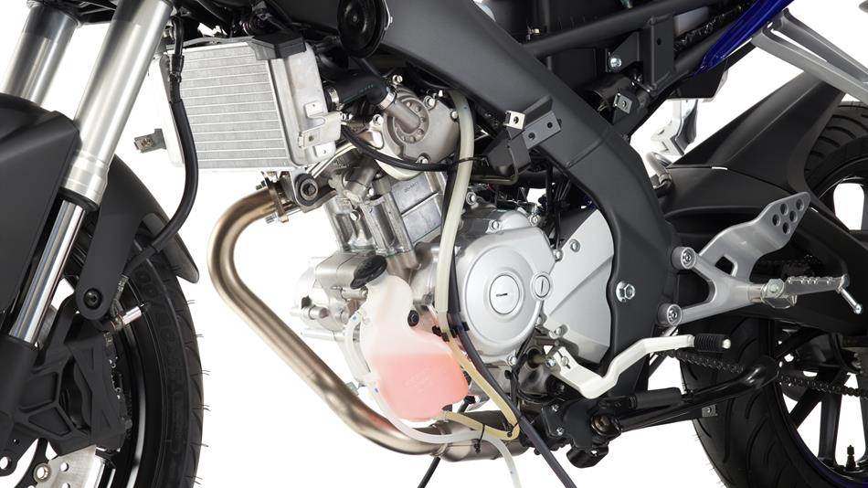 2014-Yamaha-YZF-R125-EU-Race-Blu-Detail-013